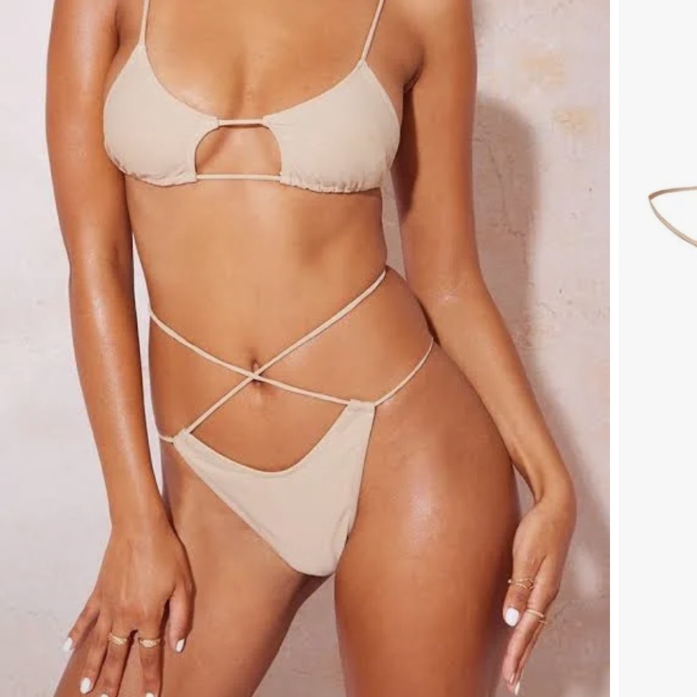NWT Pretty little thing bikini bottoms